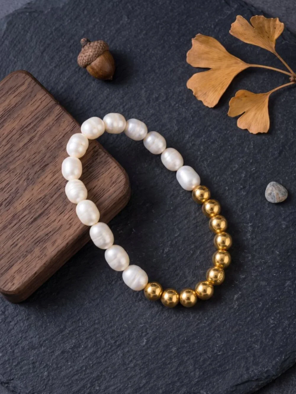 Freshwater Pearl Gold Bead Stretch Bracelet Stackable Old Money Boho Chic 6.3